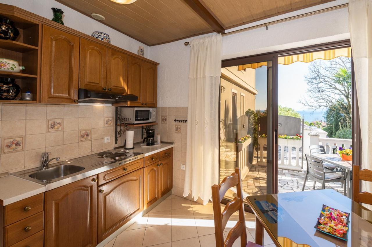 Apartments Villa Salona 奥帕提亚 外观 照片