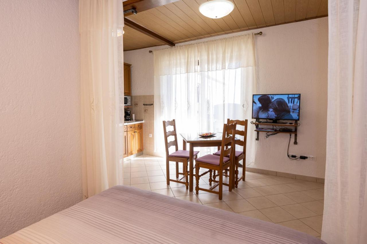 Apartments Villa Salona 奥帕提亚 外观 照片