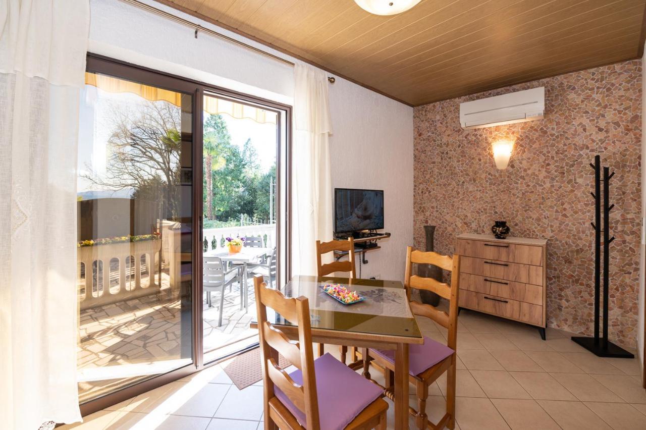 Apartments Villa Salona 奥帕提亚 外观 照片