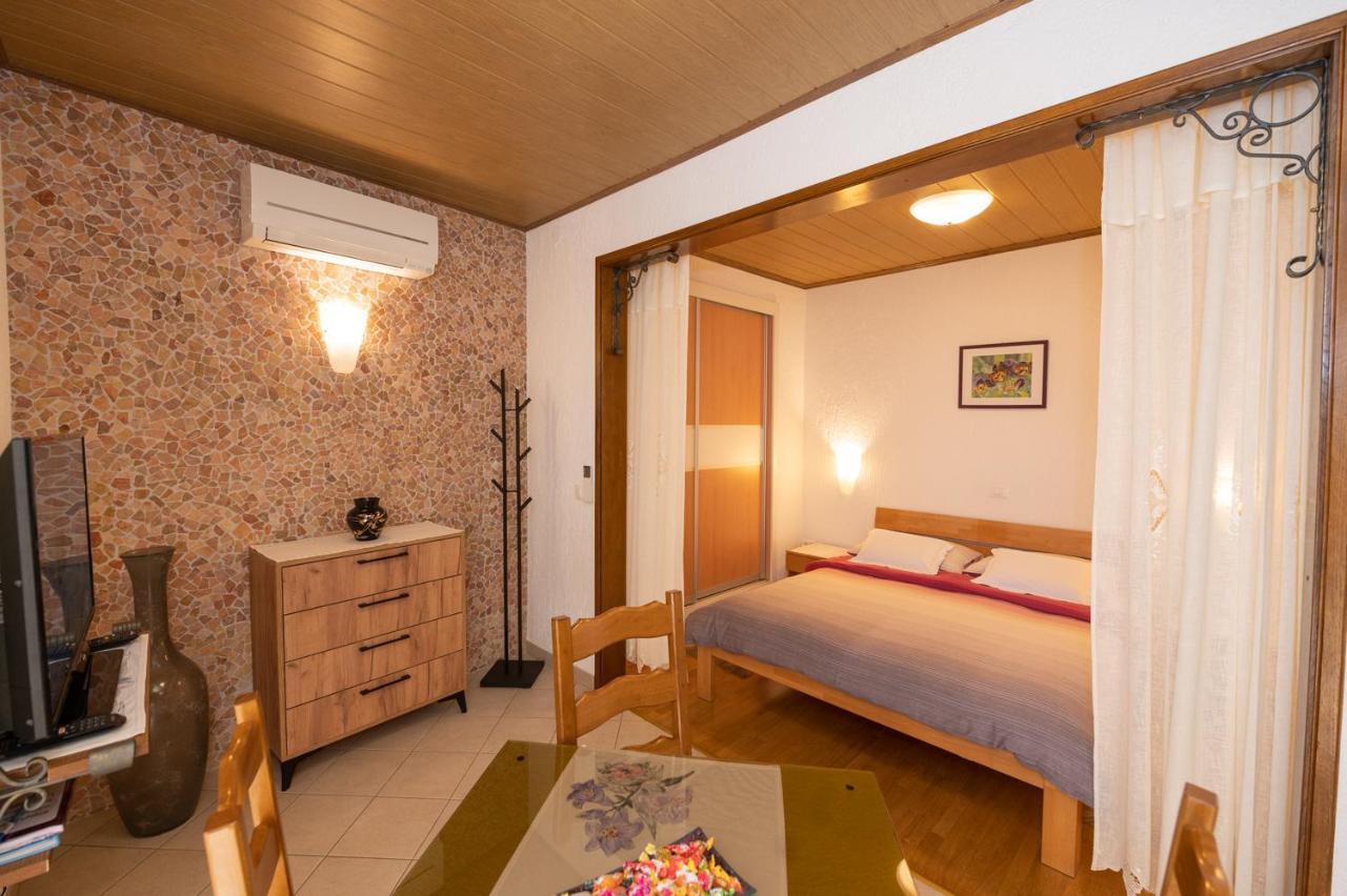 Apartments Villa Salona 奥帕提亚 外观 照片