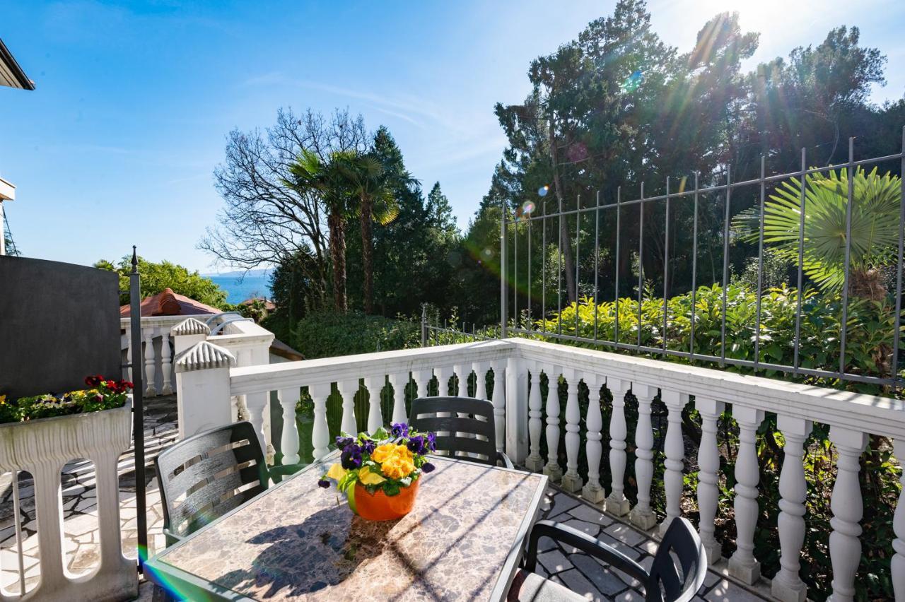 Apartments Villa Salona 奥帕提亚 外观 照片