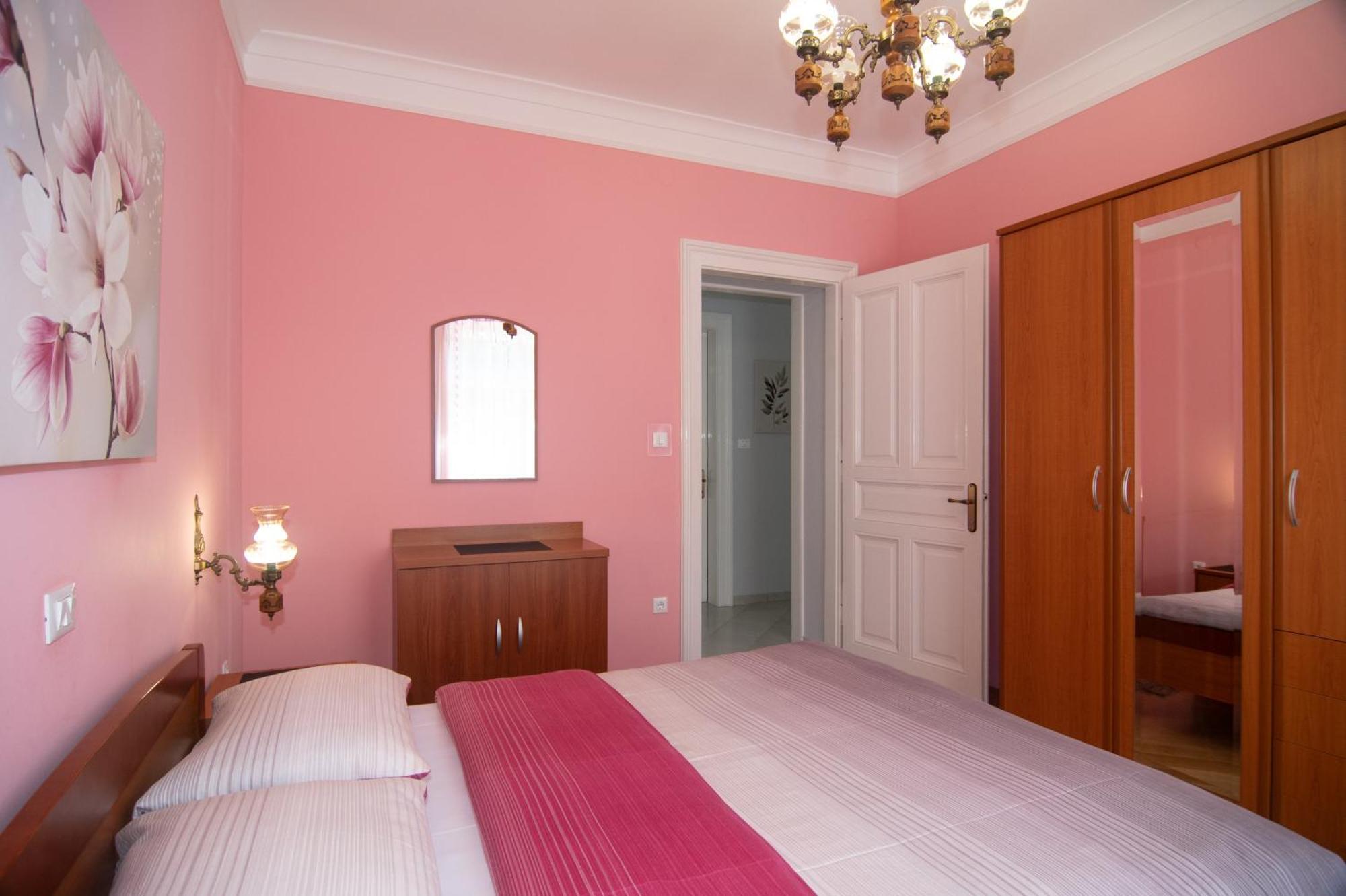 Apartments Villa Salona 奥帕提亚 外观 照片