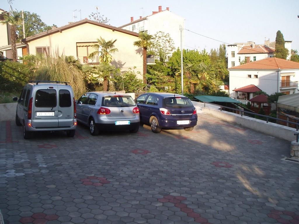 Apartments Villa Salona 奥帕提亚 外观 照片