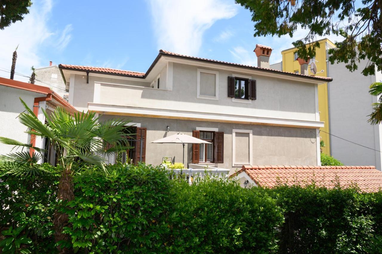 Apartments Villa Salona 奥帕提亚 外观 照片